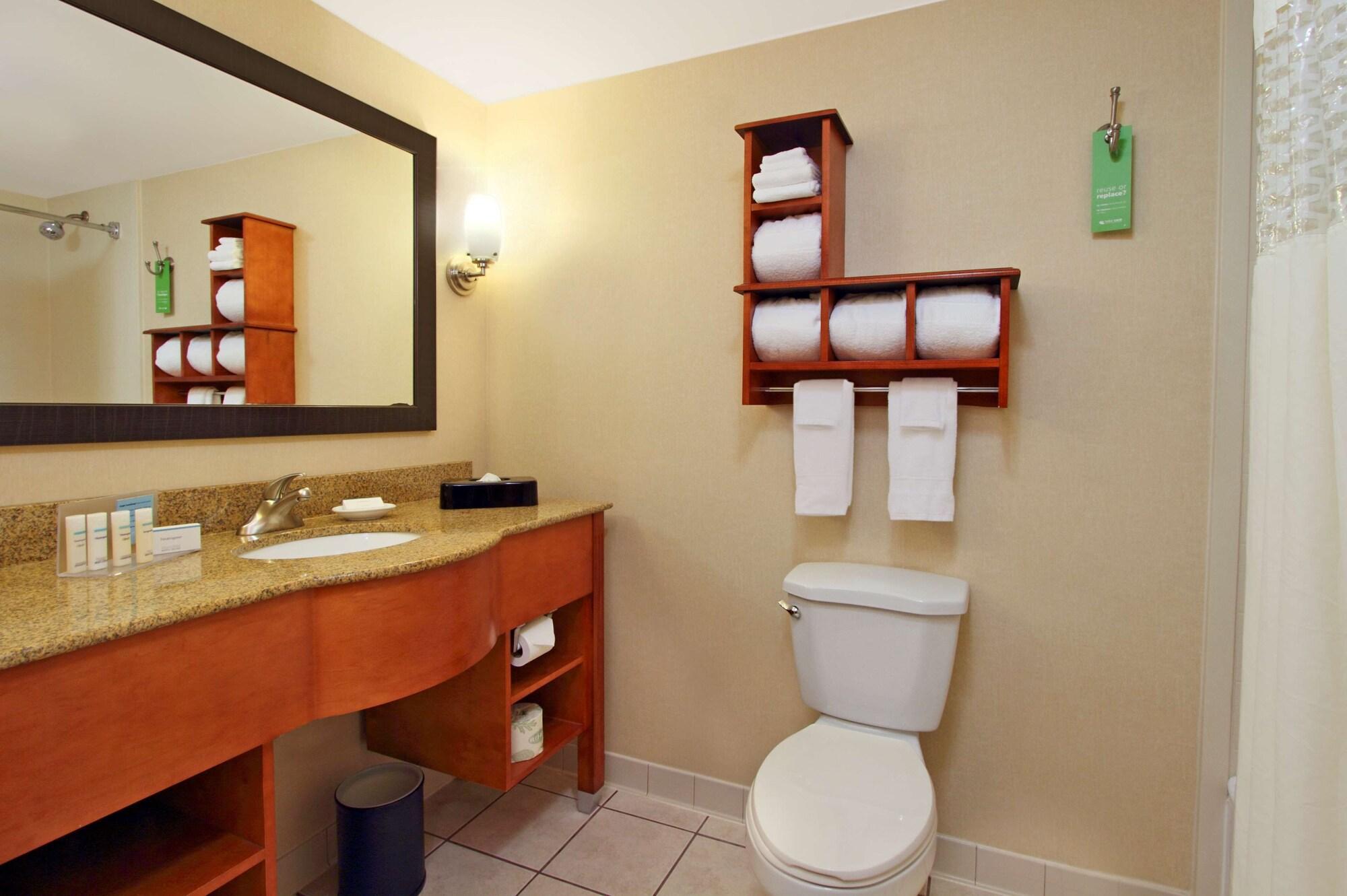 Hampton Inn Ashtabula Austinburg Exteriör bild