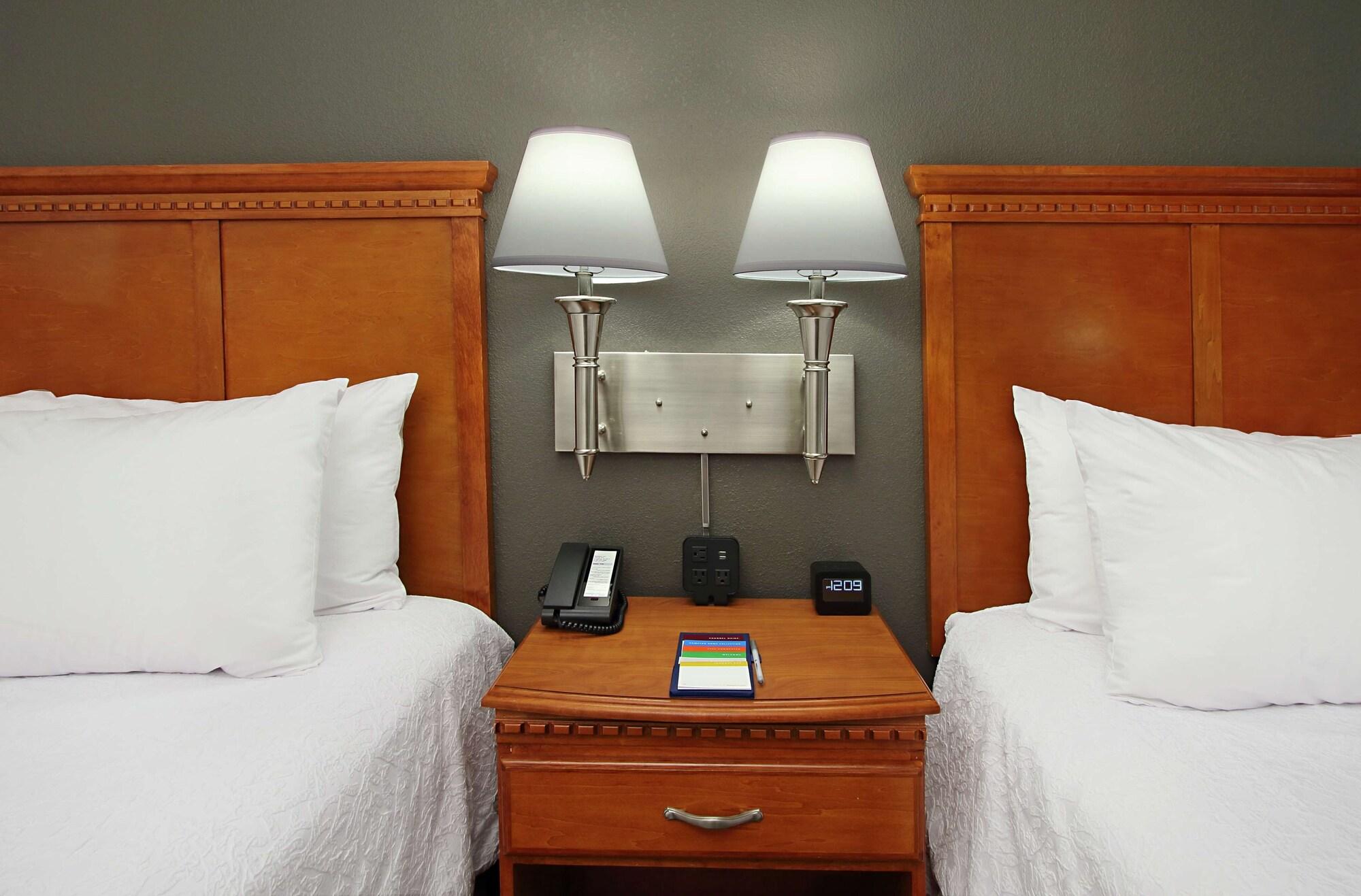 Hampton Inn Ashtabula Austinburg Exteriör bild