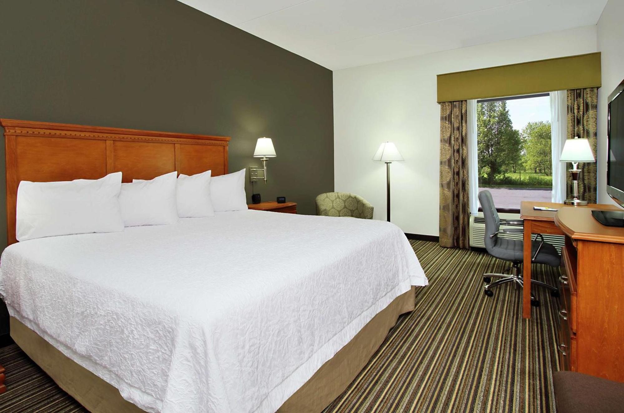 Hampton Inn Ashtabula Austinburg Exteriör bild