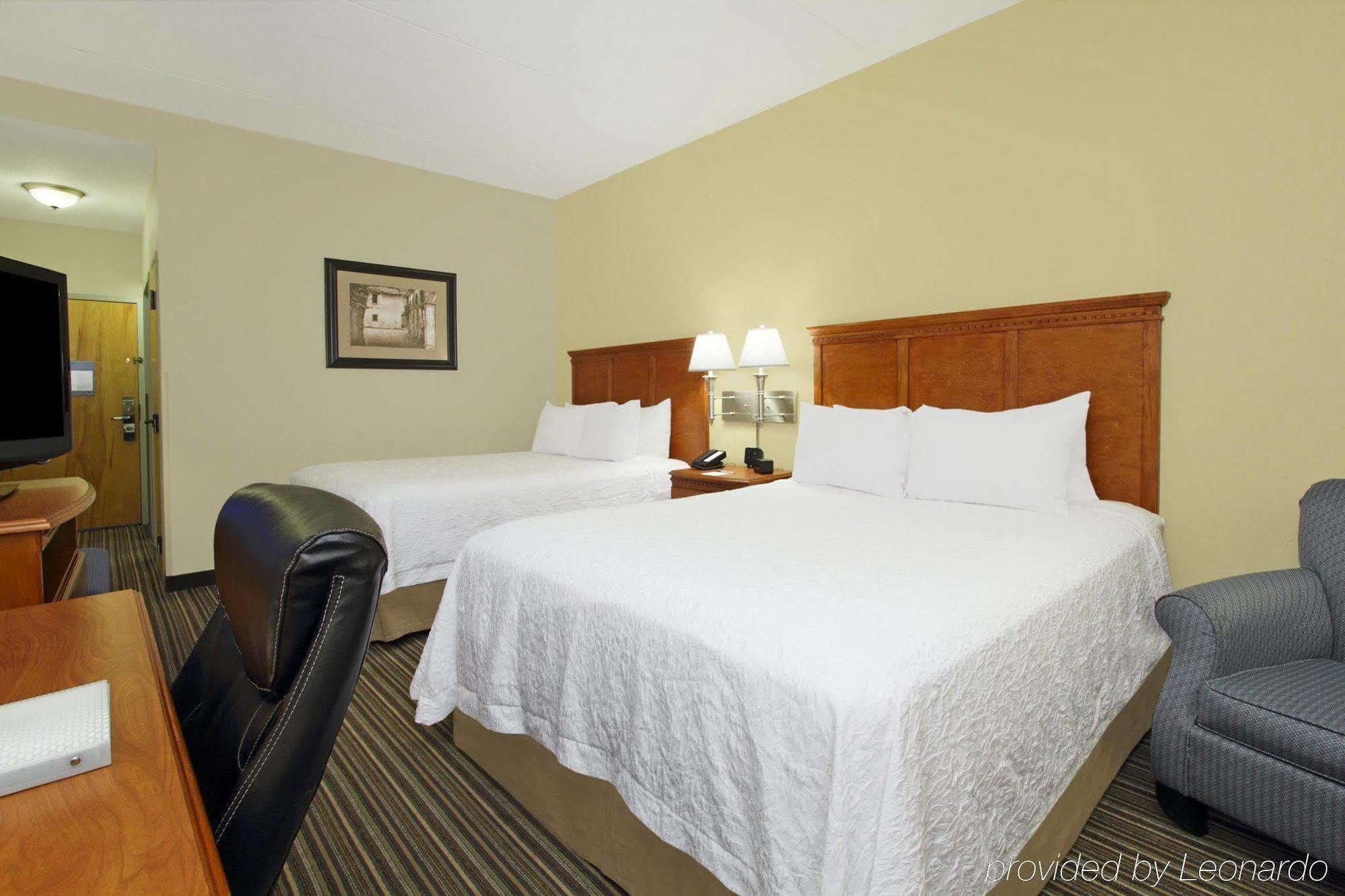 Hampton Inn Ashtabula Austinburg Exteriör bild